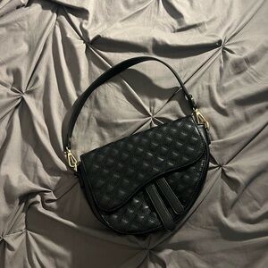Elegant Black Quilted Shoulder Bag